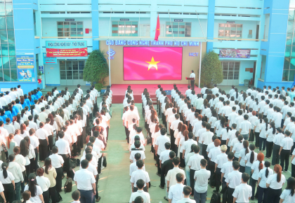 CHÀO CỜ ĐẦU THÁNG & VINH DANH HỌC SINH GIỎI CẤP THÀNH PHỐ