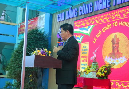 TRƯỜNG CAO ĐẲNG CÔNG NGHỆ TP.HCM TỔ CHỨC LỄ GIỖ TỔ HÙNG VƯƠNG