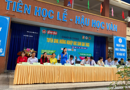 HCT - TƯ VẤN HƯỚNG NGHIỆP TẠI TRƯỜNG THCS DĨ AN