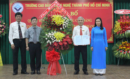 Lễ công bố quyết định đổi tên trường