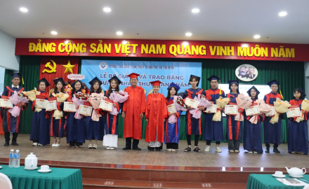LỄ BẾ GIẢNG VÀ TRAO BẰNG KỸ SƯ/CỬ NHÂN THỰC HÀNH NĂM 2024