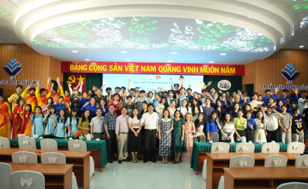 CHƯƠNG TRÌNH CHÀO ĐÓN TÂN SINH VIÊN HCT 2026: BÙNG NỔ VỚI NHỮNG TIẾT MỤC ĐẶC SẮC VÀ NHIỀU PHẦN QUÀ HẤP DẪN
