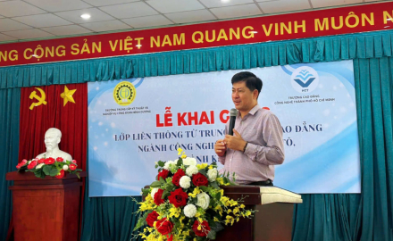 HCT - KHAI GIẢNG LỚP CAO ĐẲNG LIÊN THÔNG NGÀNH CÔNG NGHỆ KỸ THUẬT Ô TÔ VÀ KẾ TOÁN TẠI BÌNH DƯƠNG
