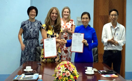 Lễ ký kết bản ghi nhớ hợp tác (MOU) với trường đại học thành phố Glasgow