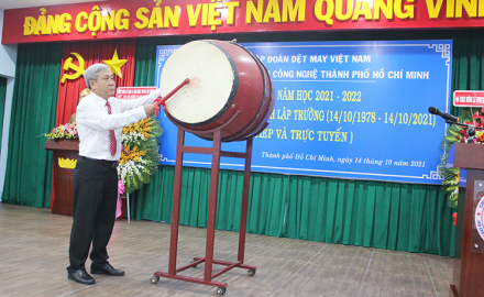 Lễ khai giảng năm học 2021 – 2022 và Kỷ niệm 43 năm ngày thành lập trường