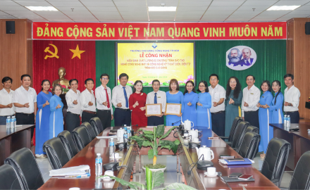 Trường CĐ Công Nghệ TP.HCM – Đón nhận chứng nhận kiểm định chất lượng chương trình đào tạo