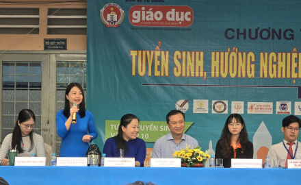 HCT – Tham gia tư vấn hướng nghiệp tại trường THCS Thái Văn Lung – Thủ Đức