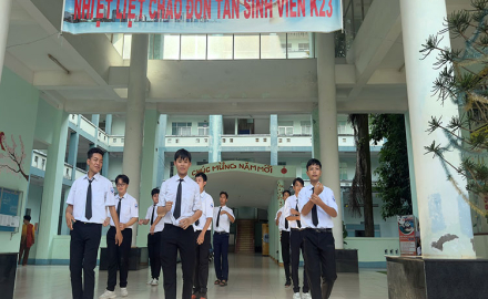 CƠ SỞ 2 TRƯỜNG CAO ĐẲNG CÔNG NGHỆ TP. HỒ CHÍ MINH TỔ CHỨC CHƯƠNG TRÌNH CHÀO ĐÓN TÂN SINH VIÊN NĂM 2023