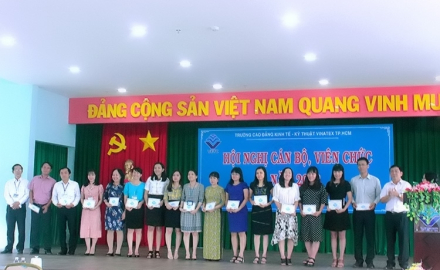 Hội nghị Cán bộ, viên chức trường Cao đẳng Kinh tế – Kỹ thuật Vinatex TP. Hồ Chí Minh năm 2018