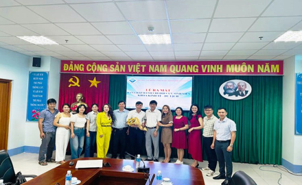 LỄ RA MẮT BAN CHẤP HÀNH CHI HỘI CỰU SINH VIÊN  KHOA KINH TẾ – DU LỊCH