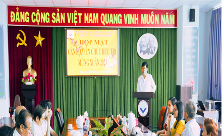 Họp mặt cán bộ, viên chức hưu trí nhân dịp Xuân Quý Mão 2023
