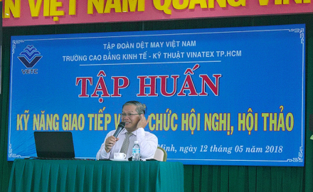 Tập huấn kỹ năng giao tiếp và tổ chức hội nghị, hội thảo cho cán bộ – viên chức