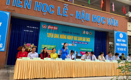 HCT - TƯ VẤN HƯỚNG NGHIỆP TẠI TRƯỜNG THCS DĨ AN