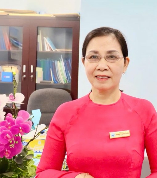 TS. PHAN THỊ HẢI VÂN