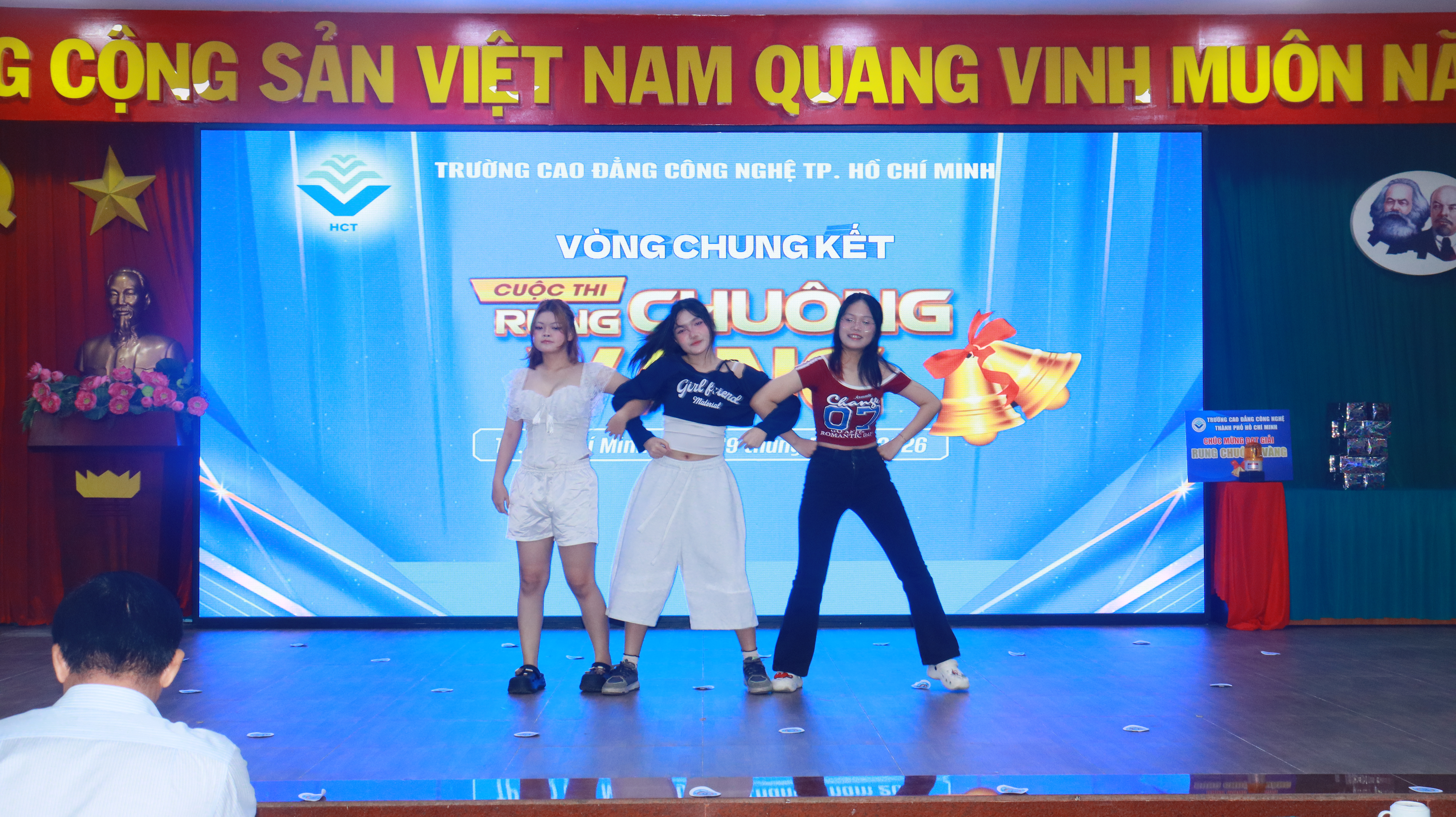 TRƯỜNG CAO ĐẲNG CÔNG NGHỆ THÀNH PHỐ HỒ CHÍ MINH