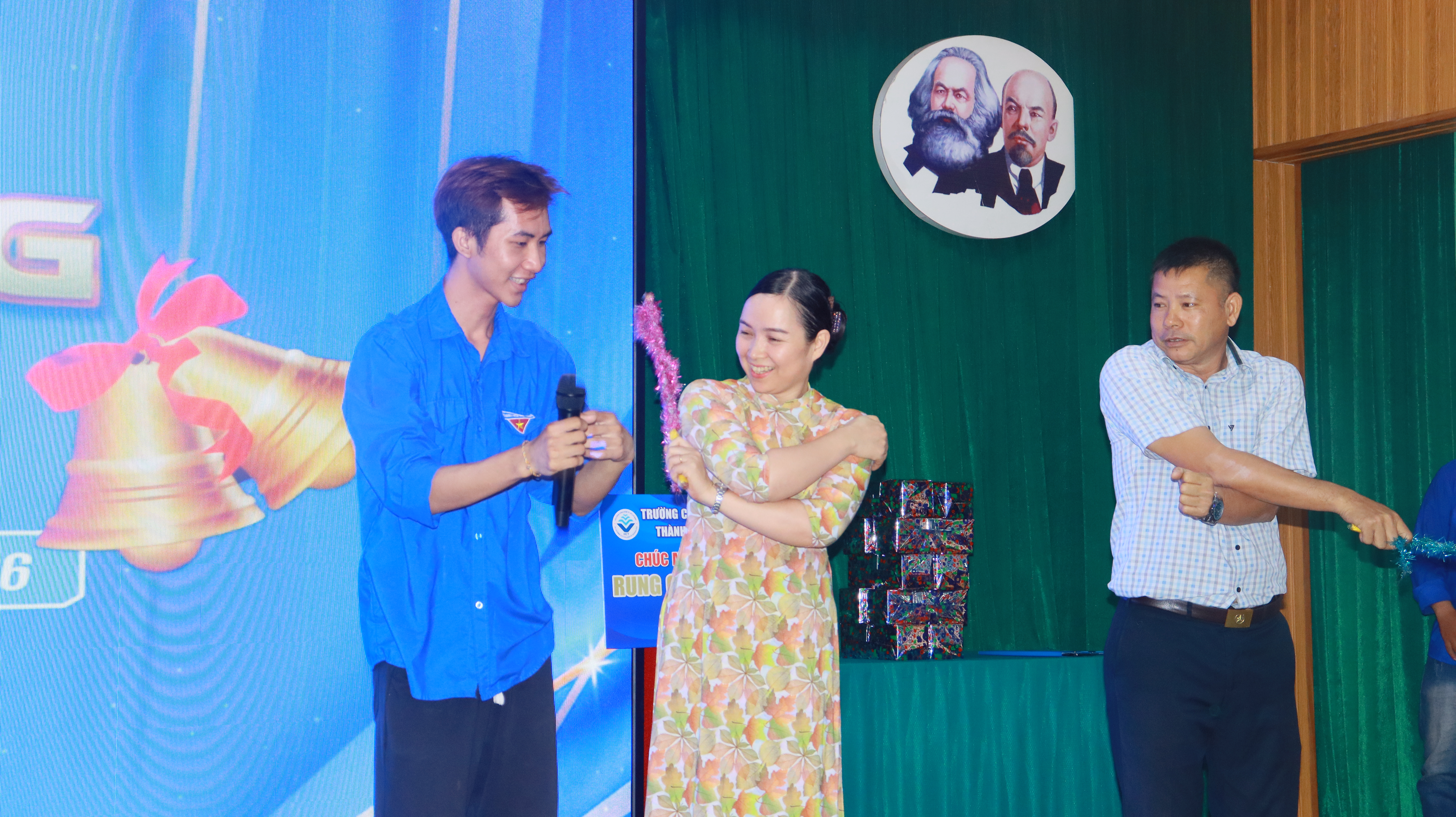 TRƯỜNG CAO ĐẲNG CÔNG NGHỆ THÀNH PHỐ HỒ CHÍ MINH