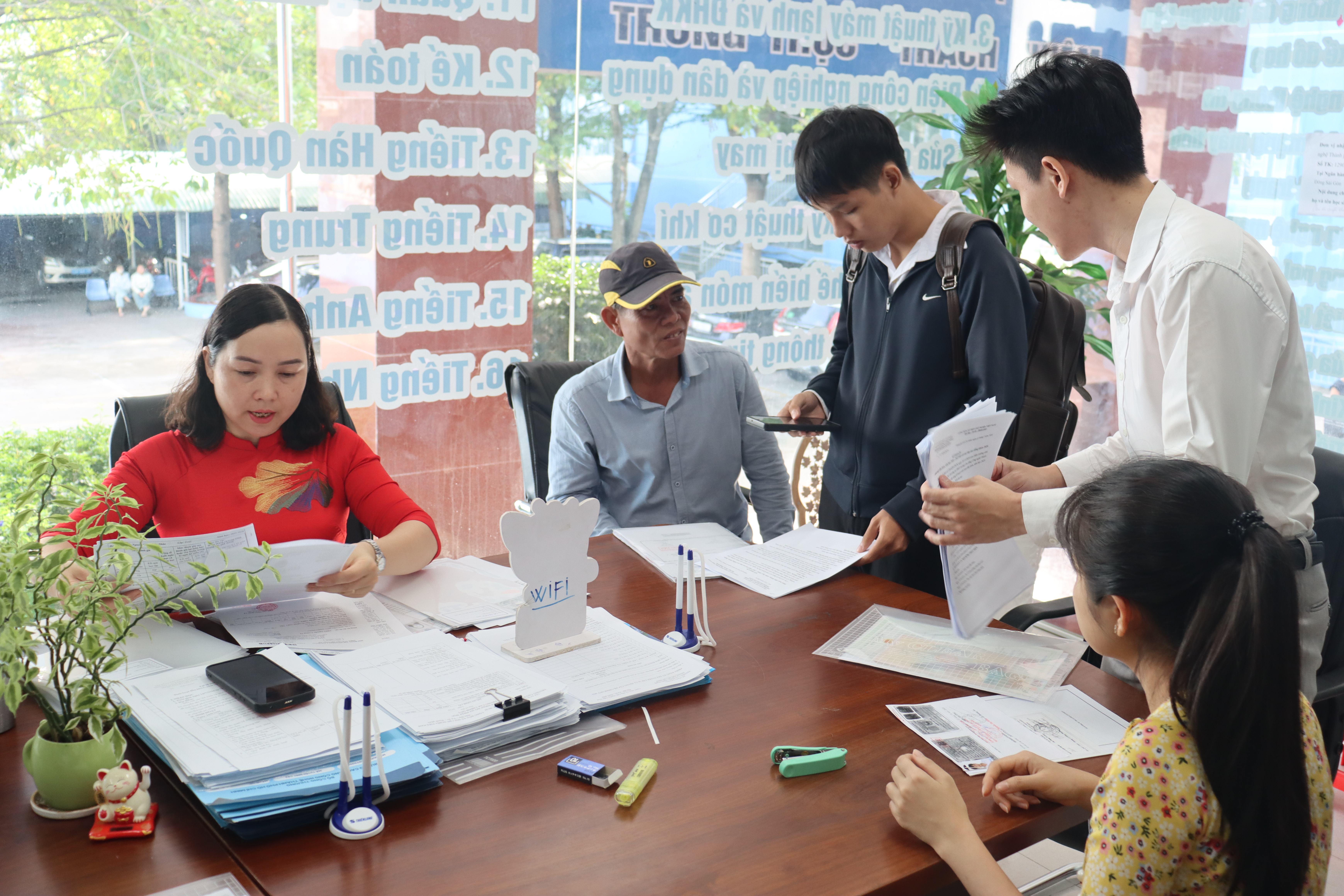 TRƯỜNG CAO ĐẲNG CÔNG NGHỆ THÀNH PHỐ HỒ CHÍ MINH