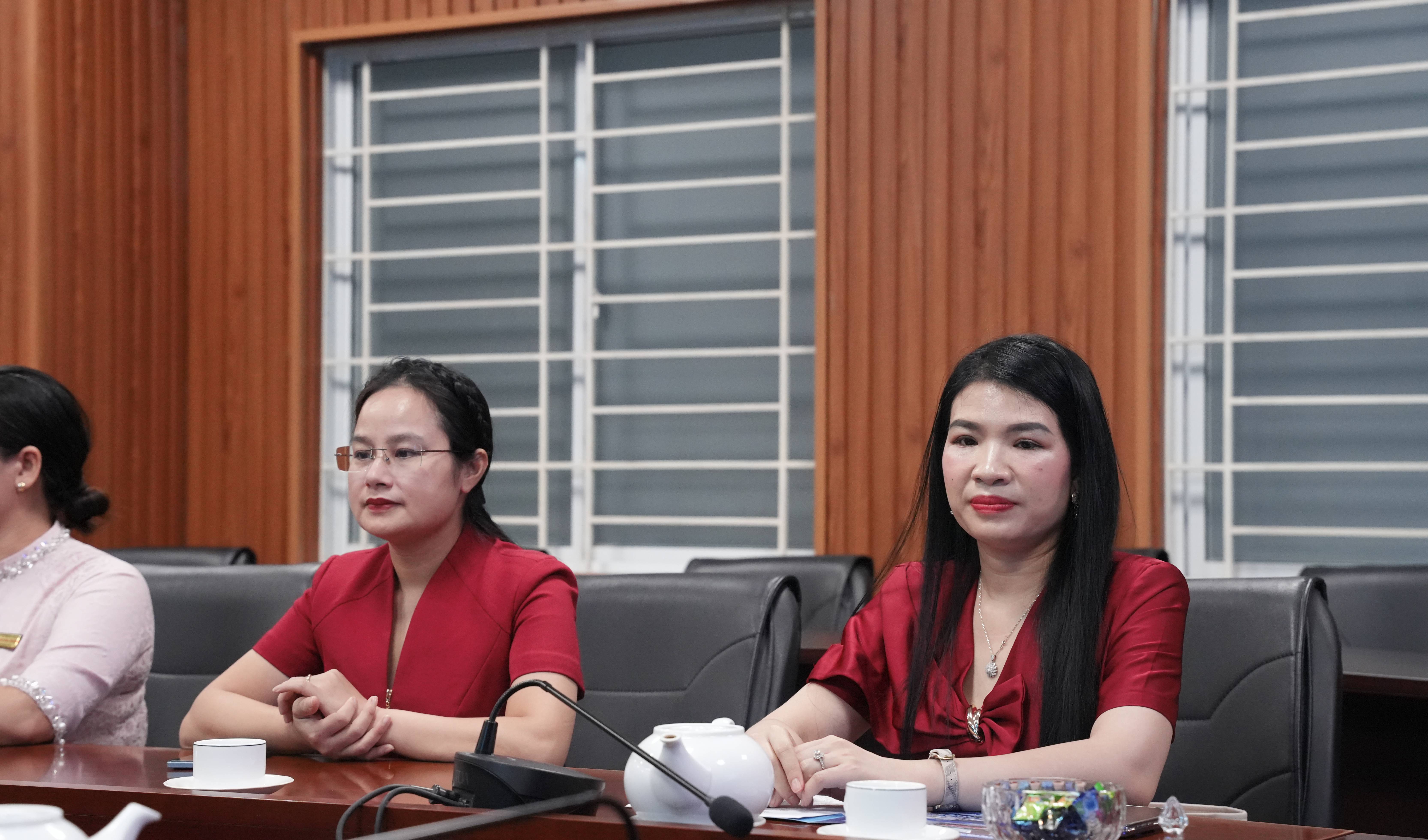 TRƯỜNG CAO ĐẲNG CÔNG NGHỆ THÀNH PHỐ HỒ CHÍ MINH