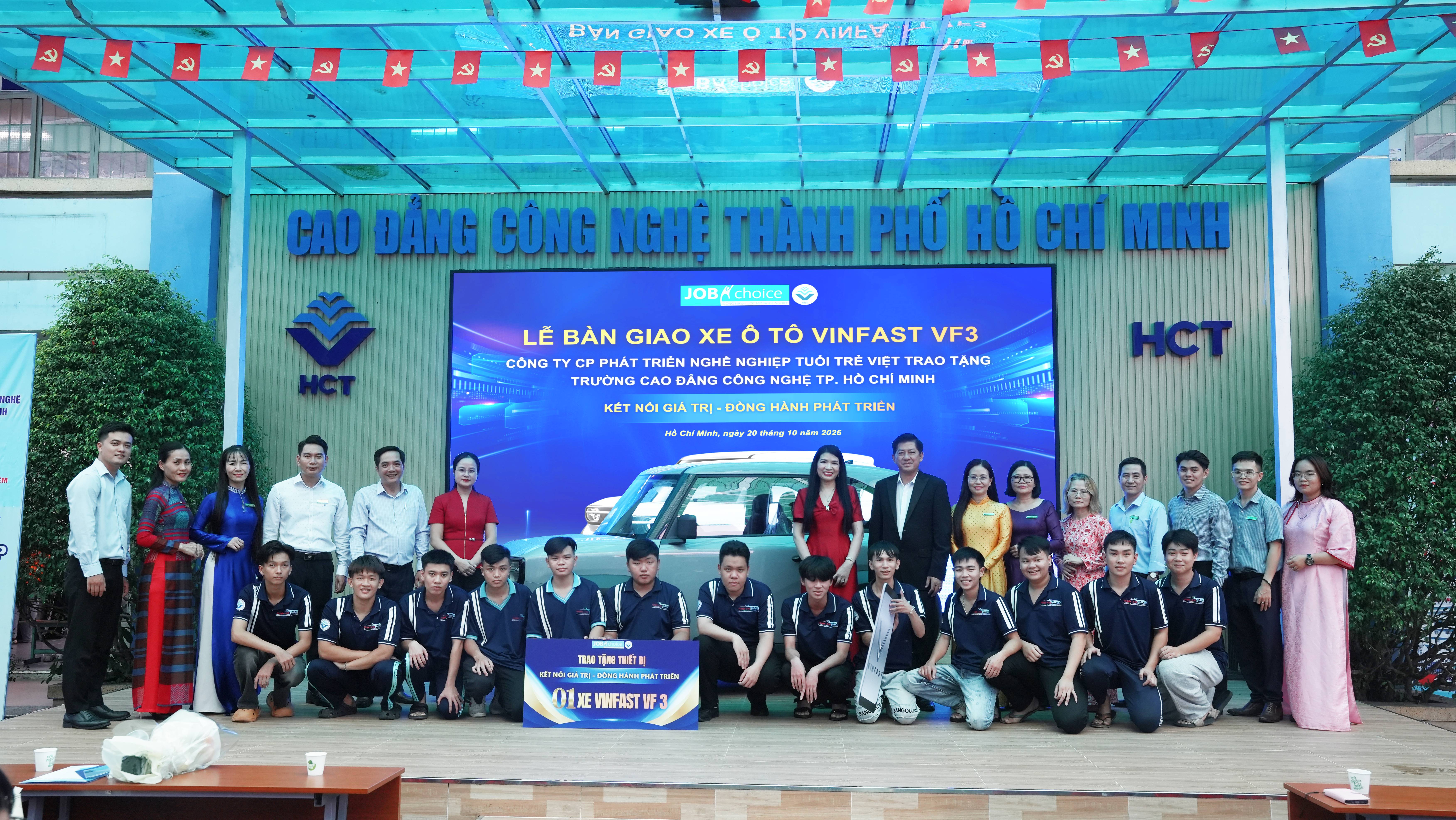 TRƯỜNG CAO ĐẲNG CÔNG NGHỆ THÀNH PHỐ HỒ CHÍ MINH