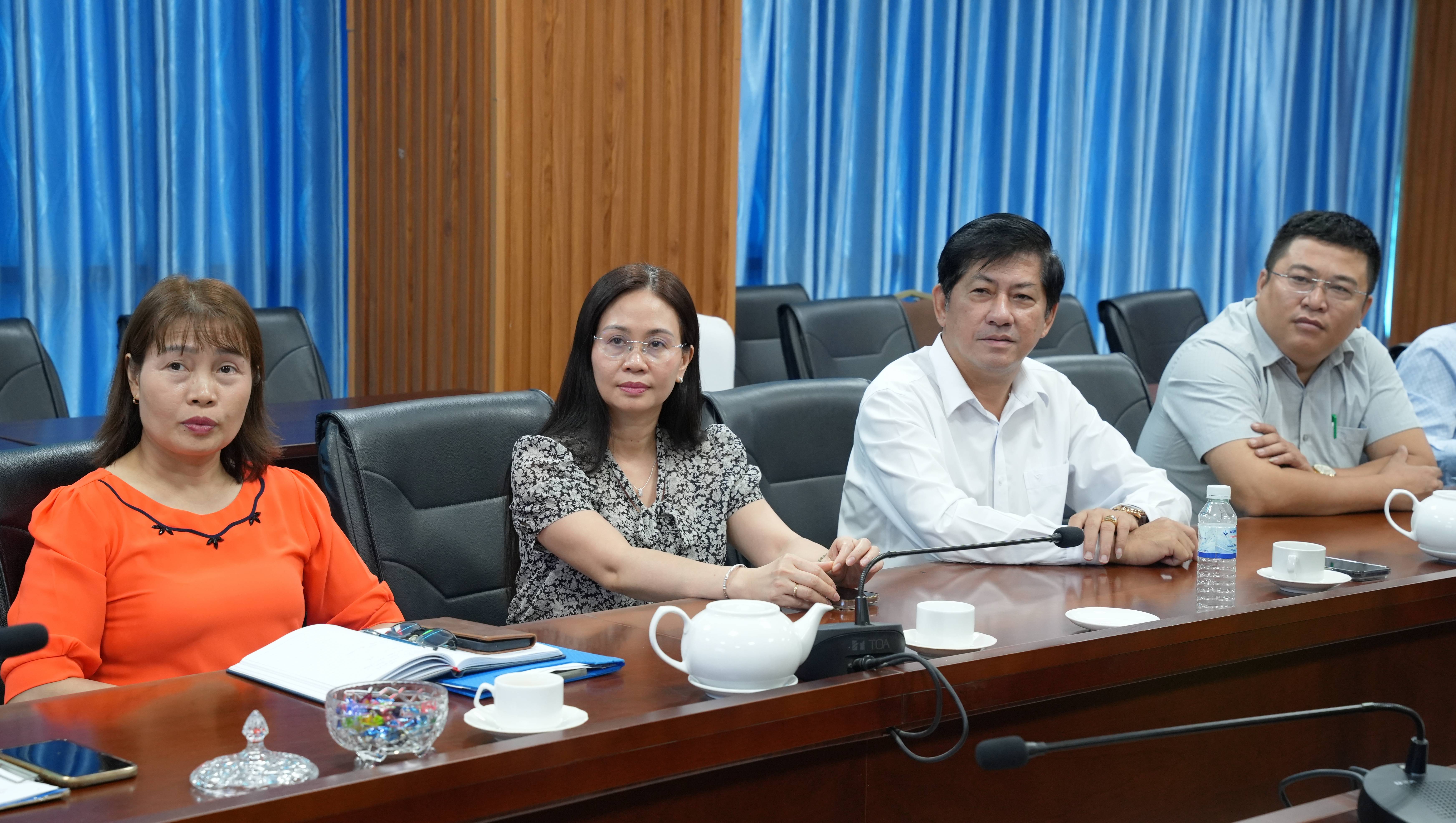 TRƯỜNG CAO ĐẲNG CÔNG NGHỆ THÀNH PHỐ HỒ CHÍ MINH