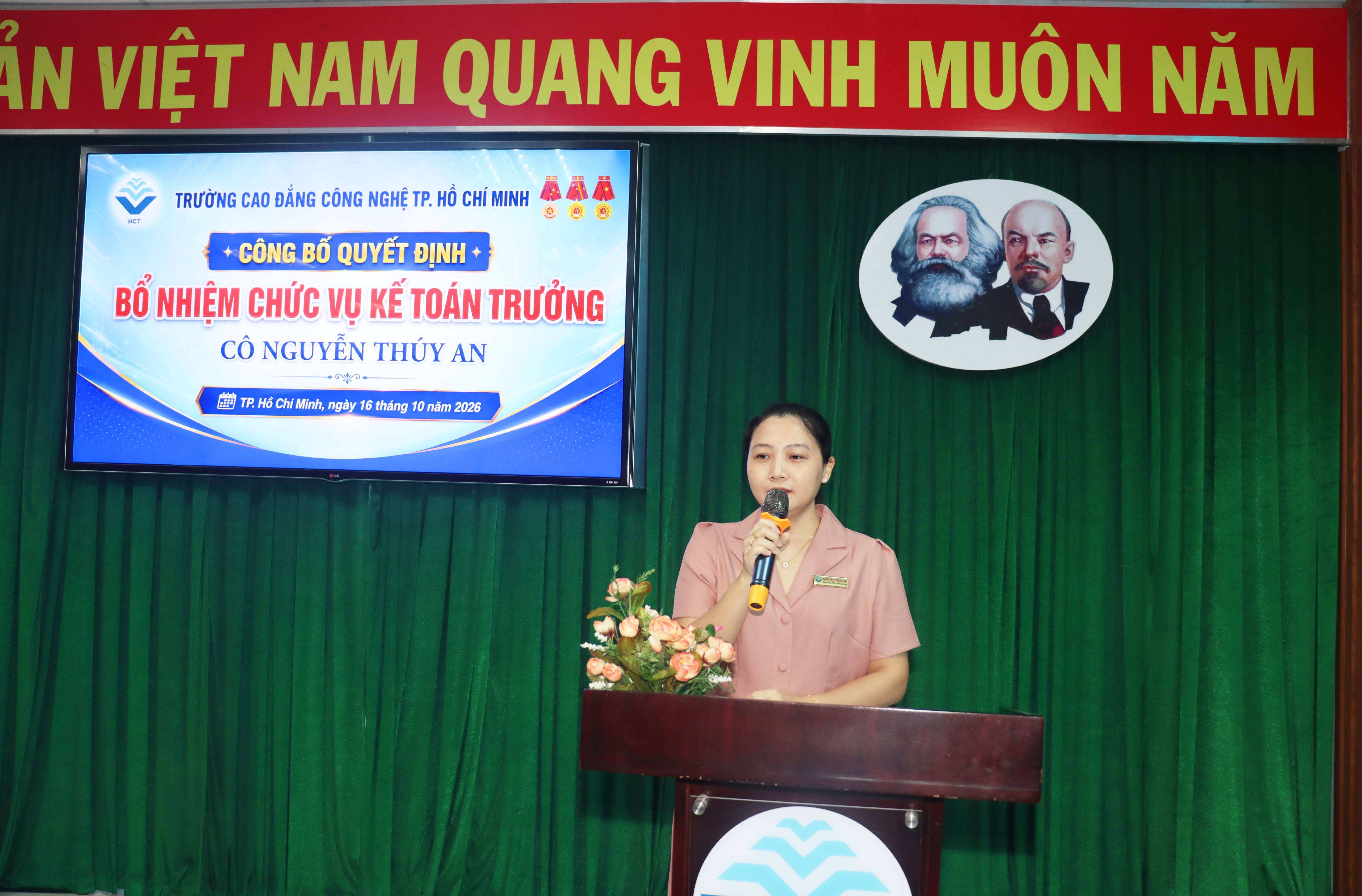 TRƯỜNG CAO ĐẲNG CÔNG NGHỆ THÀNH PHỐ HỒ CHÍ MINH