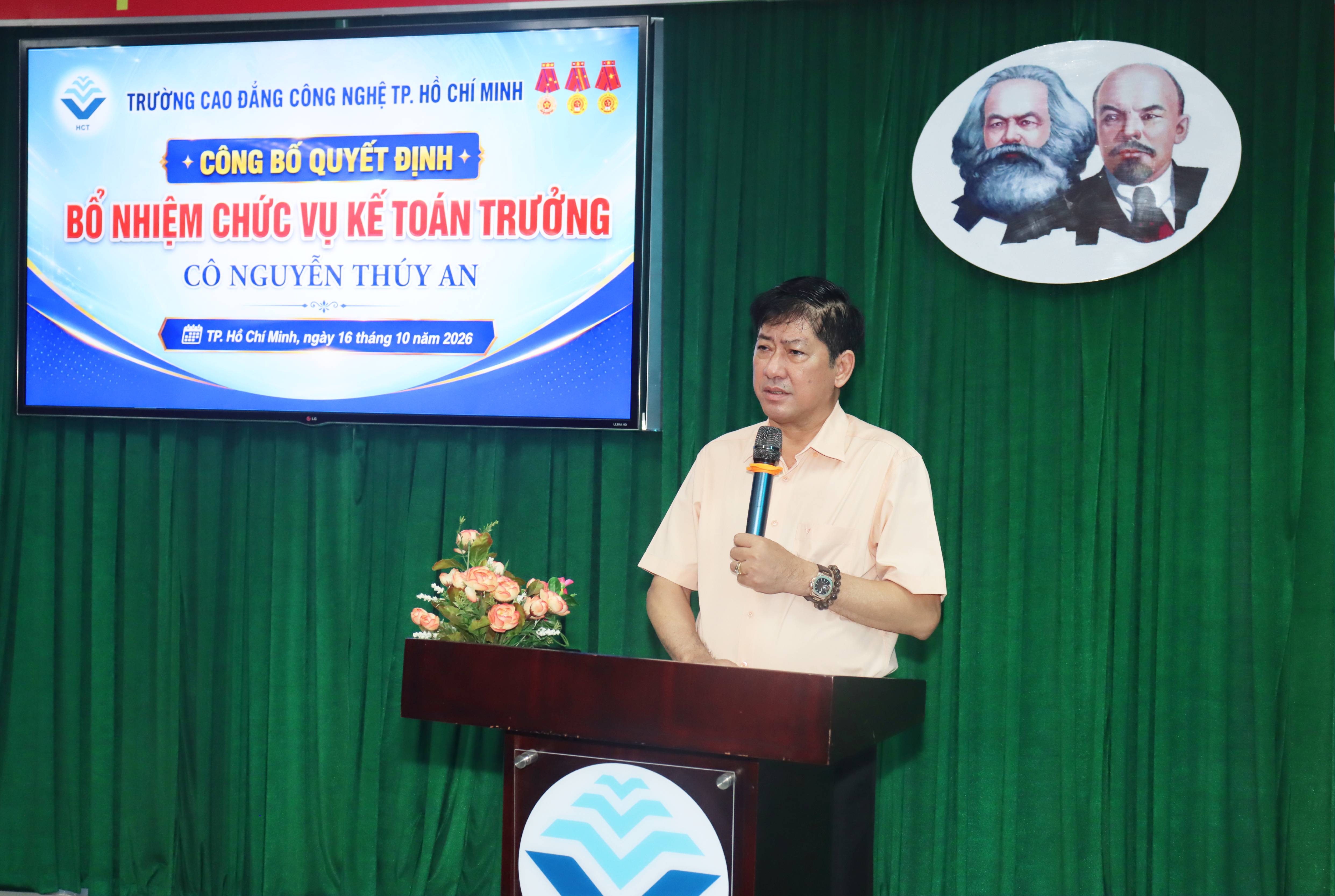 TRƯỜNG CAO ĐẲNG CÔNG NGHỆ THÀNH PHỐ HỒ CHÍ MINH