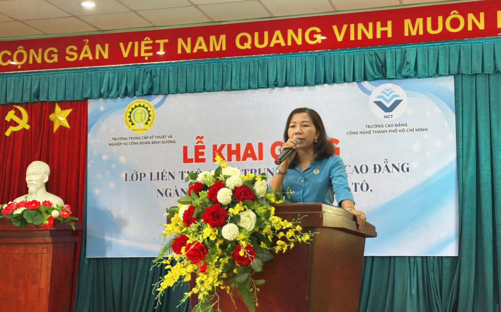 TRƯỜNG CAO ĐẲNG CÔNG NGHỆ THÀNH PHỐ HỒ CHÍ MINH