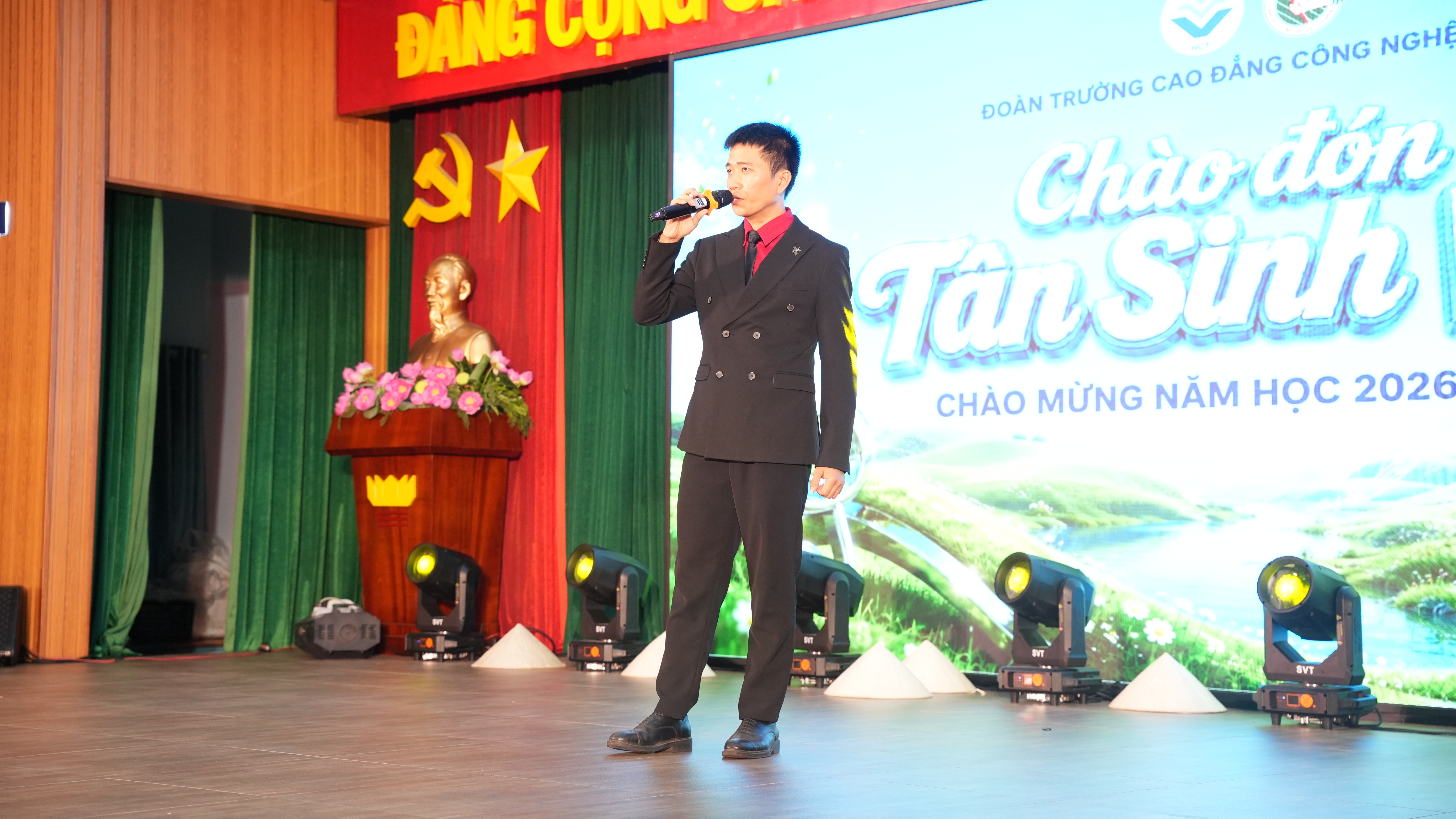 TRƯỜNG CAO ĐẲNG CÔNG NGHỆ THÀNH PHỐ HỒ CHÍ MINH