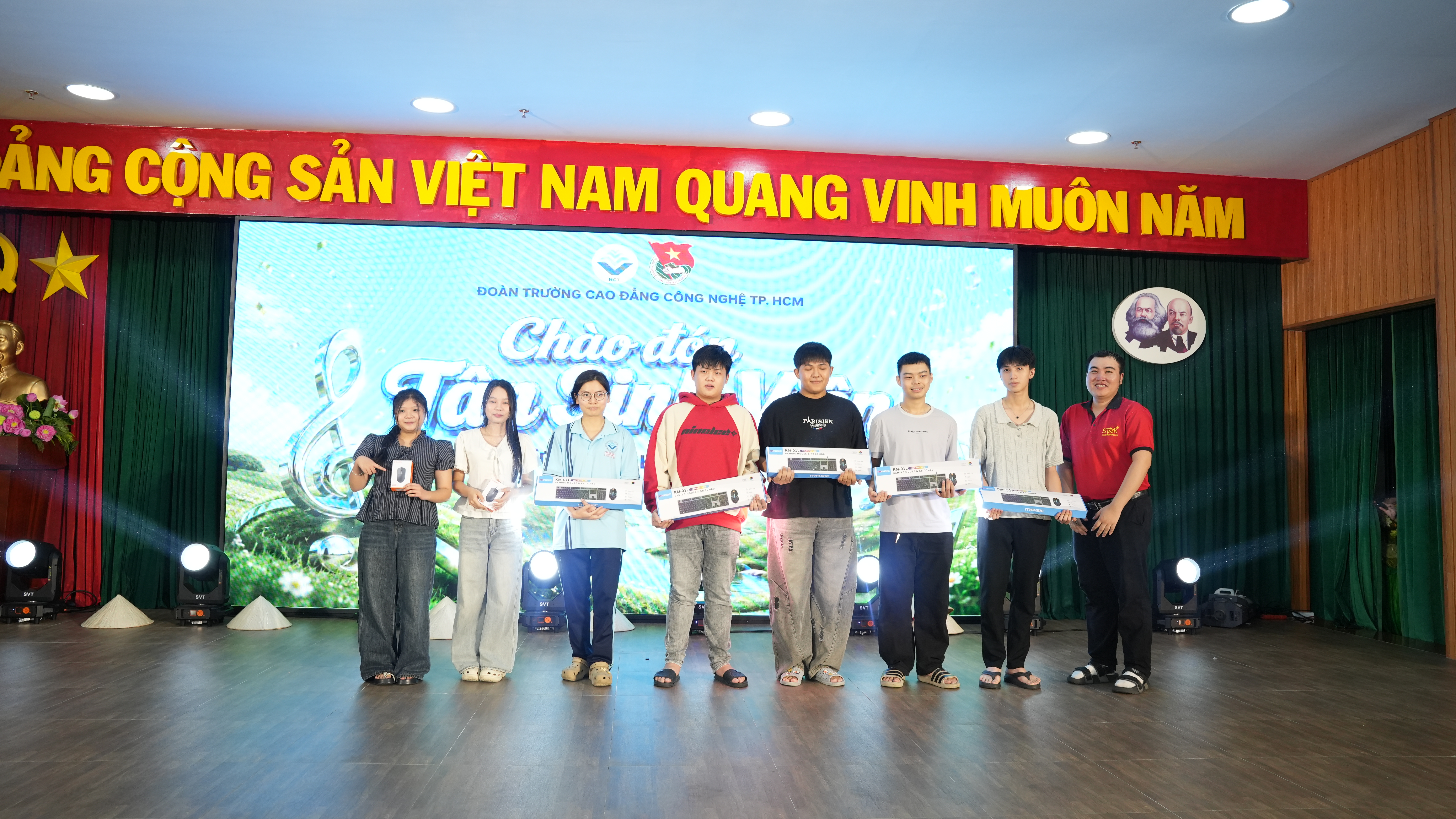 TRƯỜNG CAO ĐẲNG CÔNG NGHỆ THÀNH PHỐ HỒ CHÍ MINH