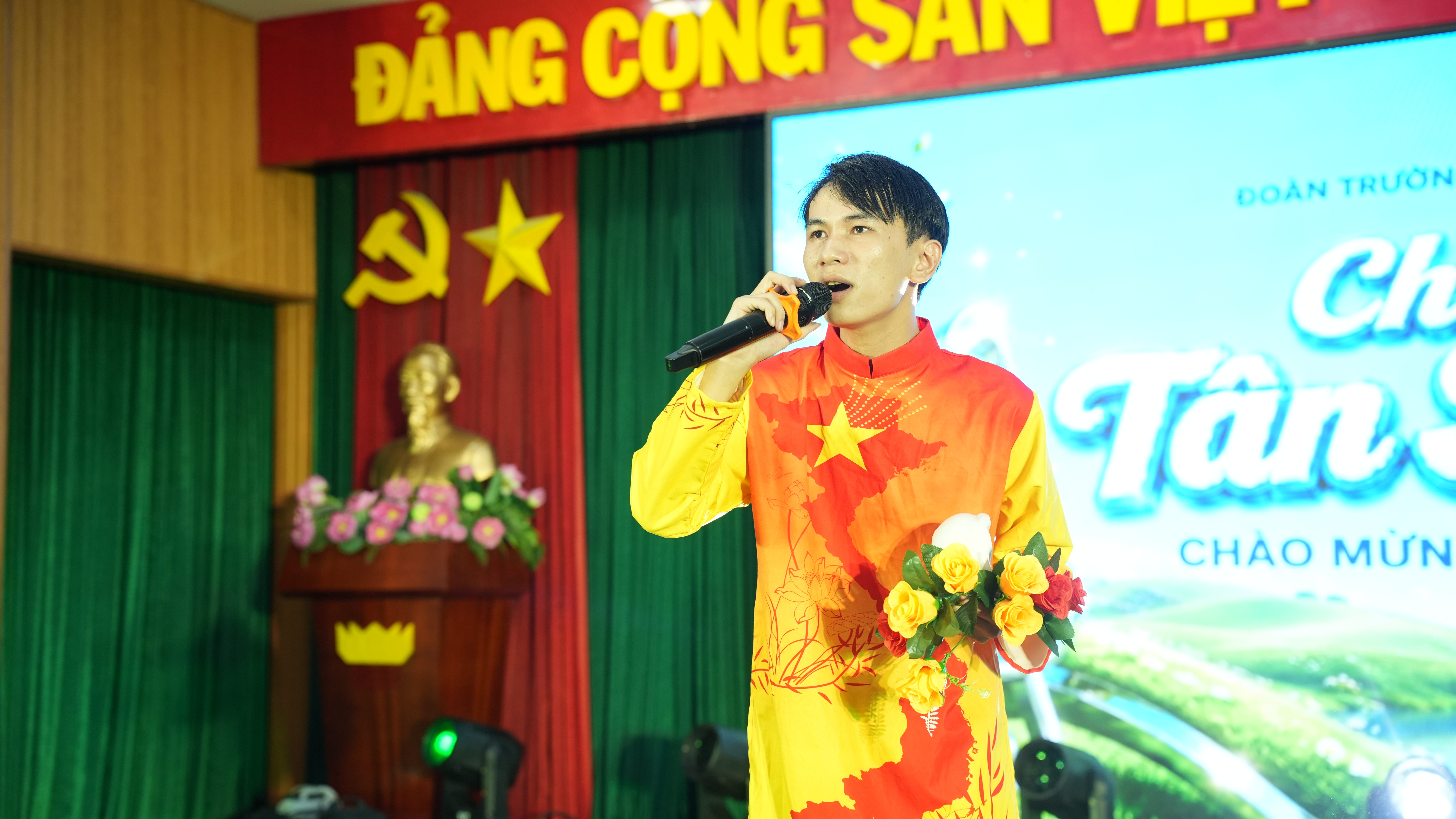 TRƯỜNG CAO ĐẲNG CÔNG NGHỆ THÀNH PHỐ HỒ CHÍ MINH