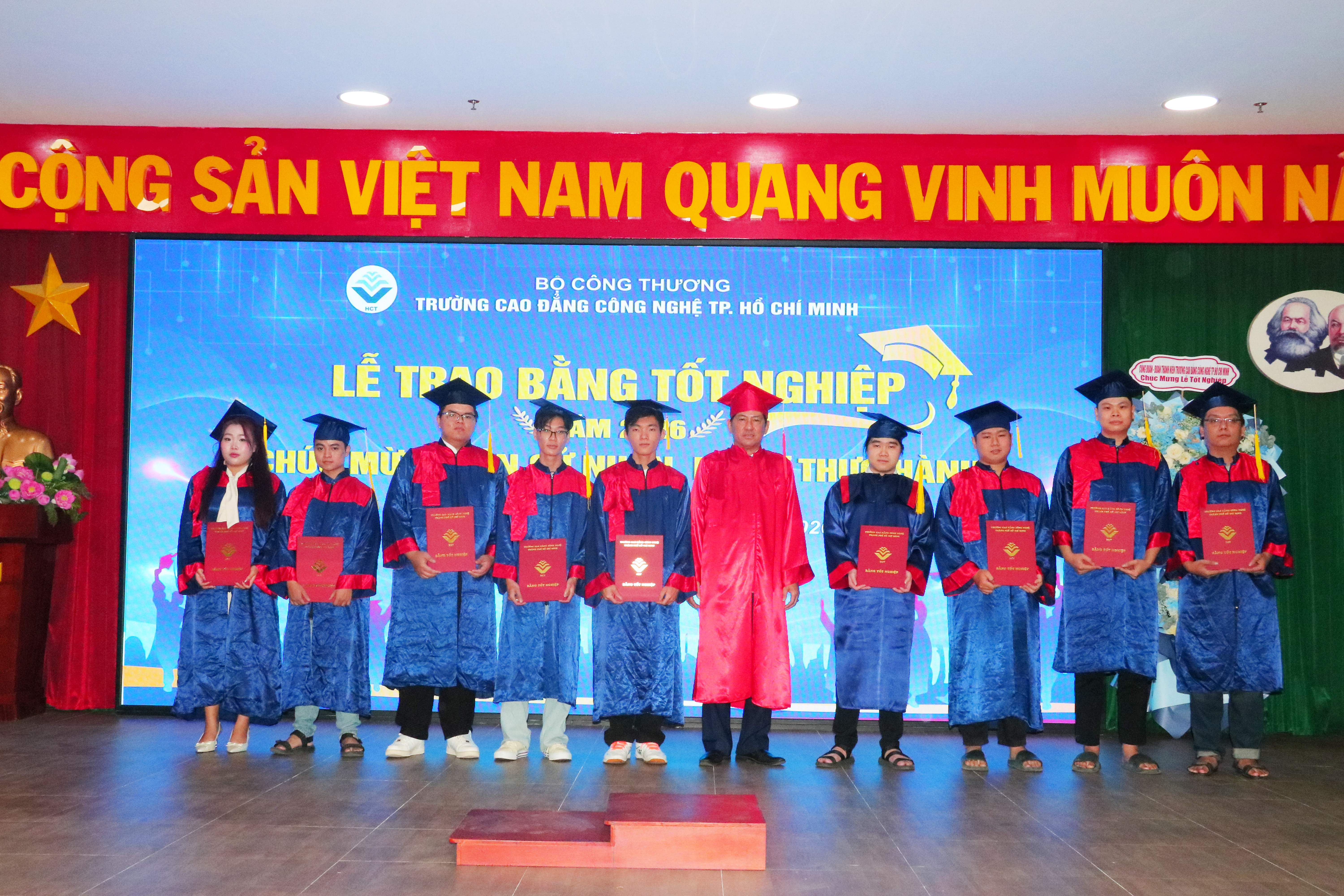 TRƯỜNG CAO ĐẲNG CÔNG NGHỆ THÀNH PHỐ HỒ CHÍ MINH