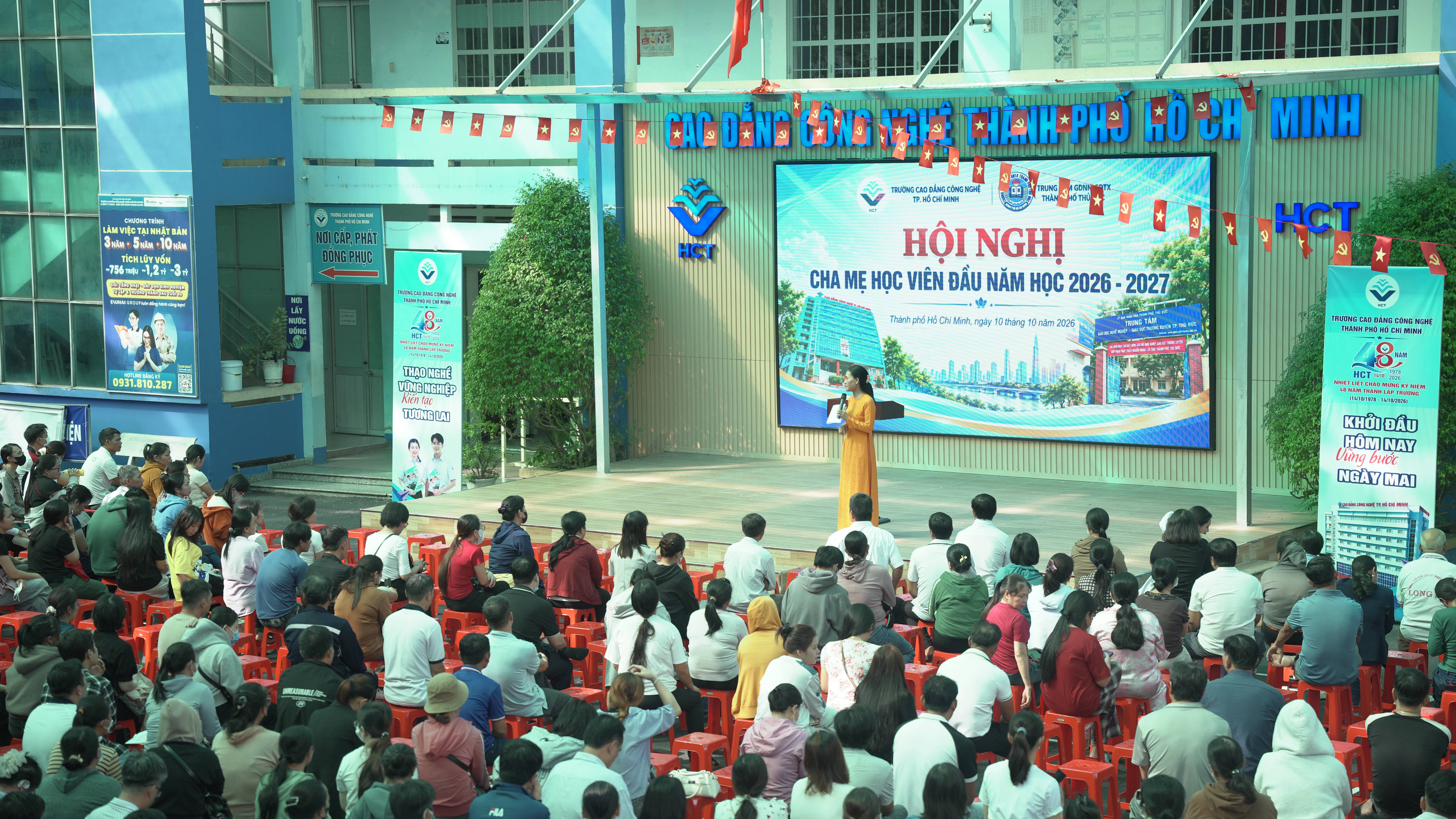 TRƯỜNG CAO ĐẲNG CÔNG NGHỆ THÀNH PHỐ HỒ CHÍ MINH