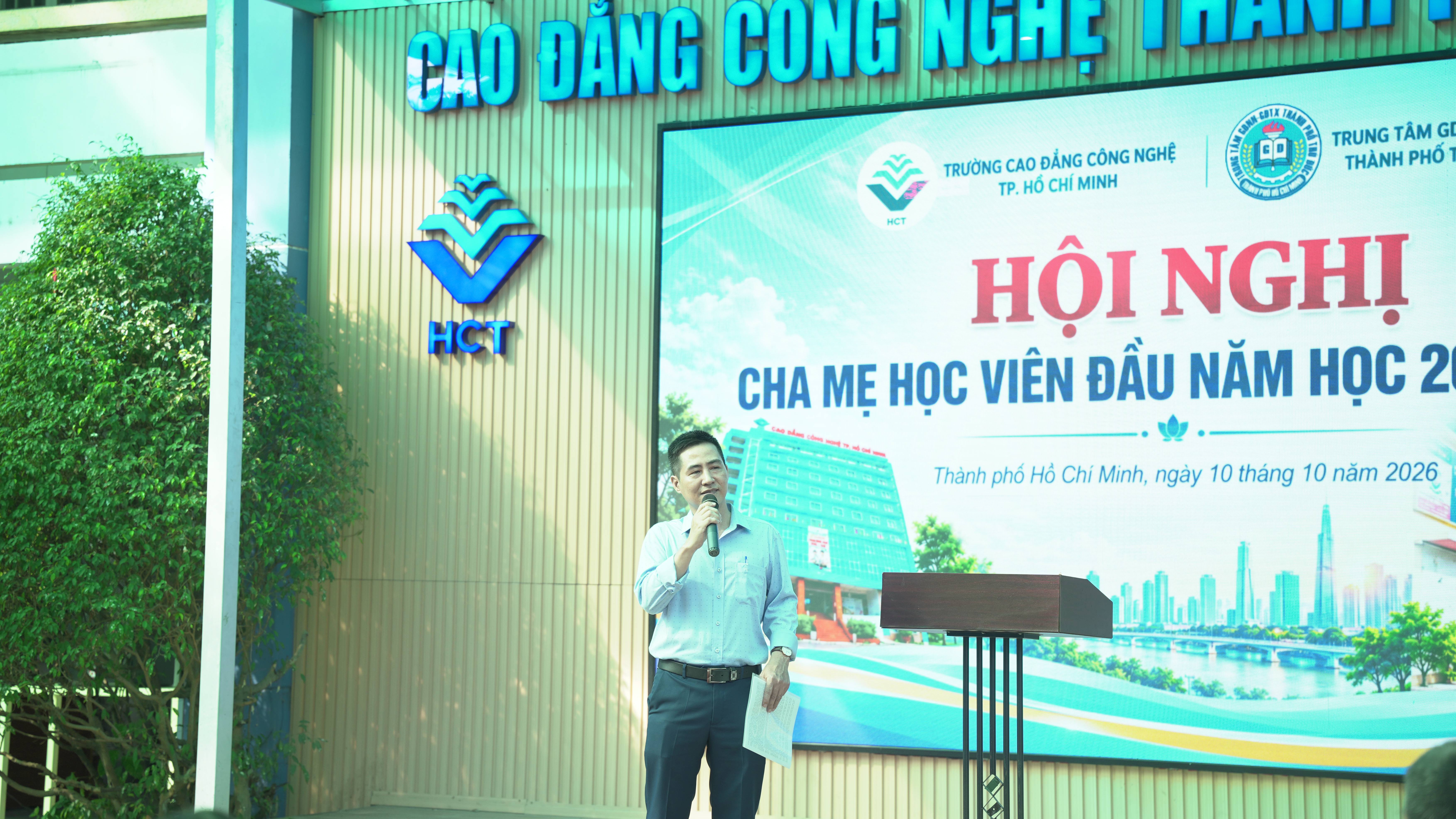 TRƯỜNG CAO ĐẲNG CÔNG NGHỆ THÀNH PHỐ HỒ CHÍ MINH