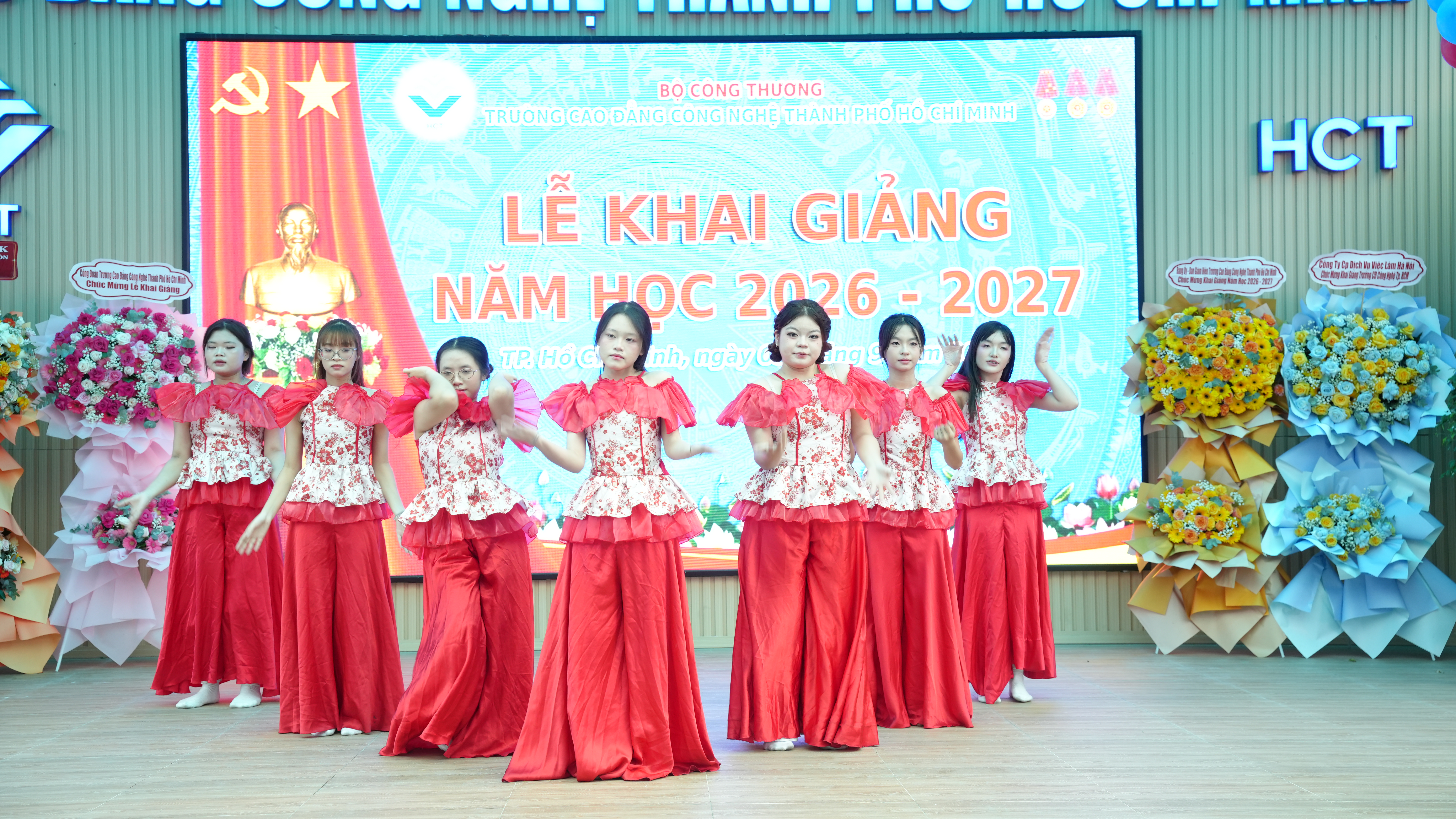 TRƯỜNG CAO ĐẲNG CÔNG NGHỆ THÀNH PHỐ HỒ CHÍ MINH