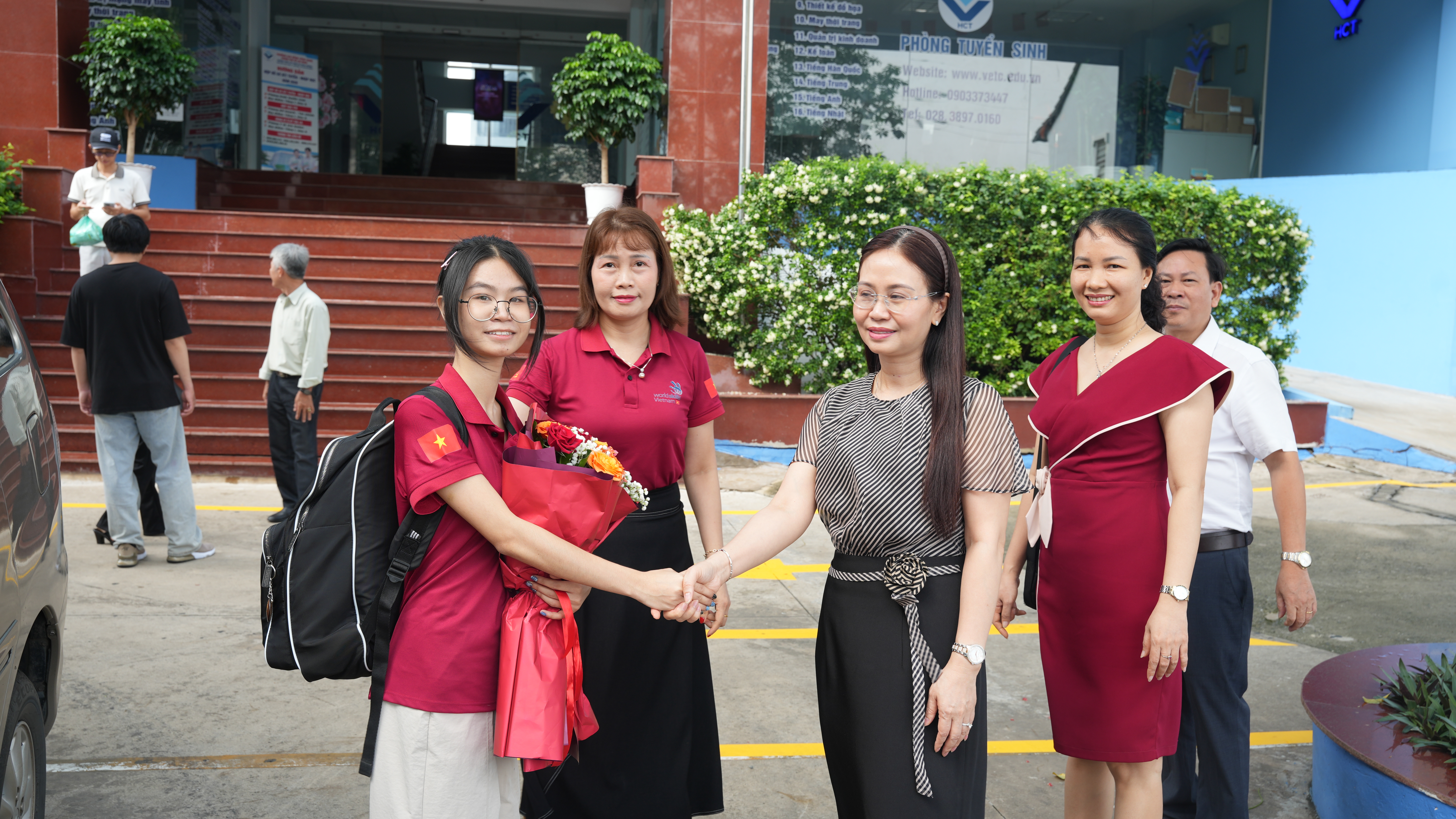 TRƯỜNG CAO ĐẲNG CÔNG NGHỆ THÀNH PHỐ HỒ CHÍ MINH