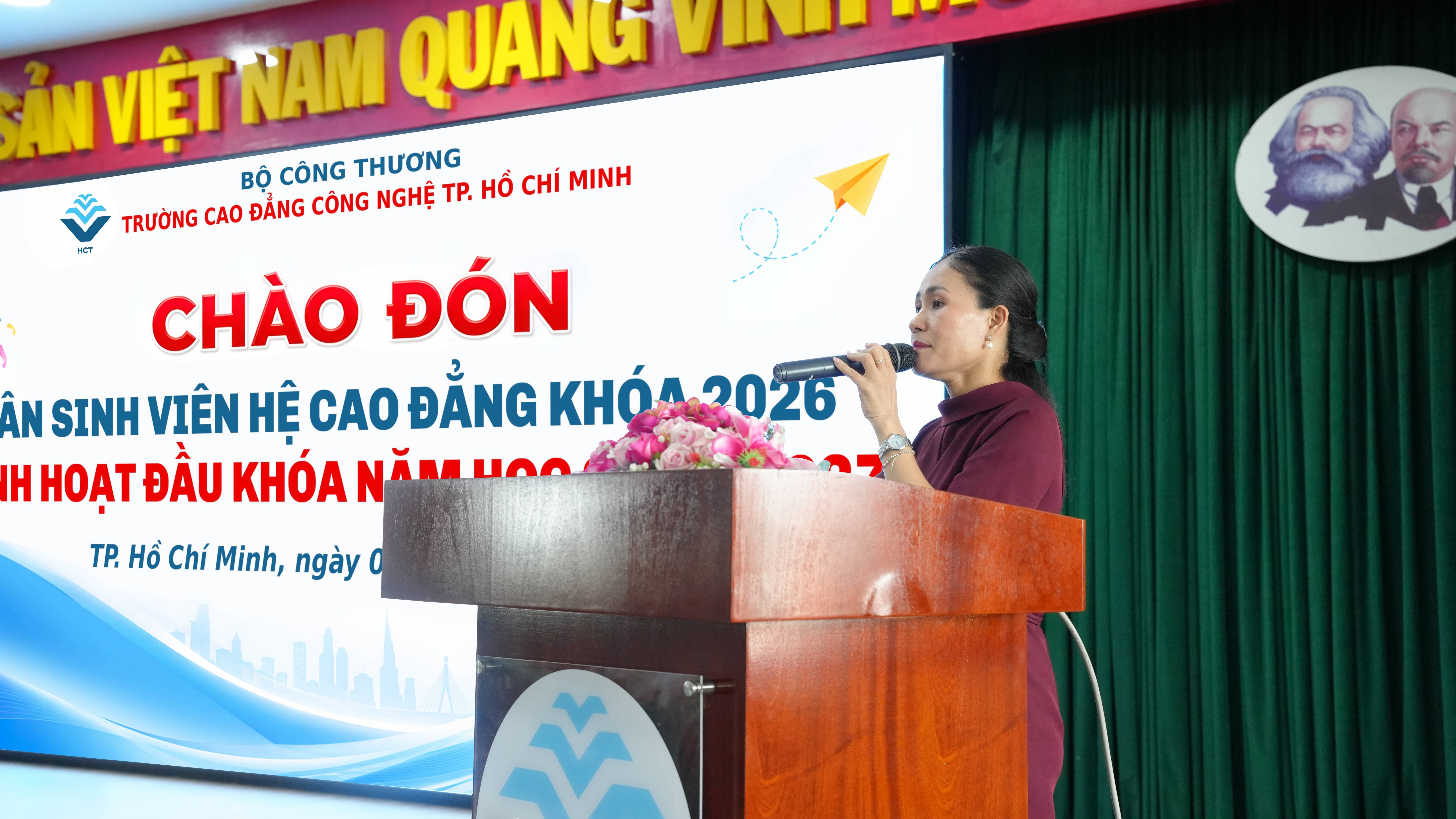 TRƯỜNG CAO ĐẲNG CÔNG NGHỆ THÀNH PHỐ HỒ CHÍ MINH