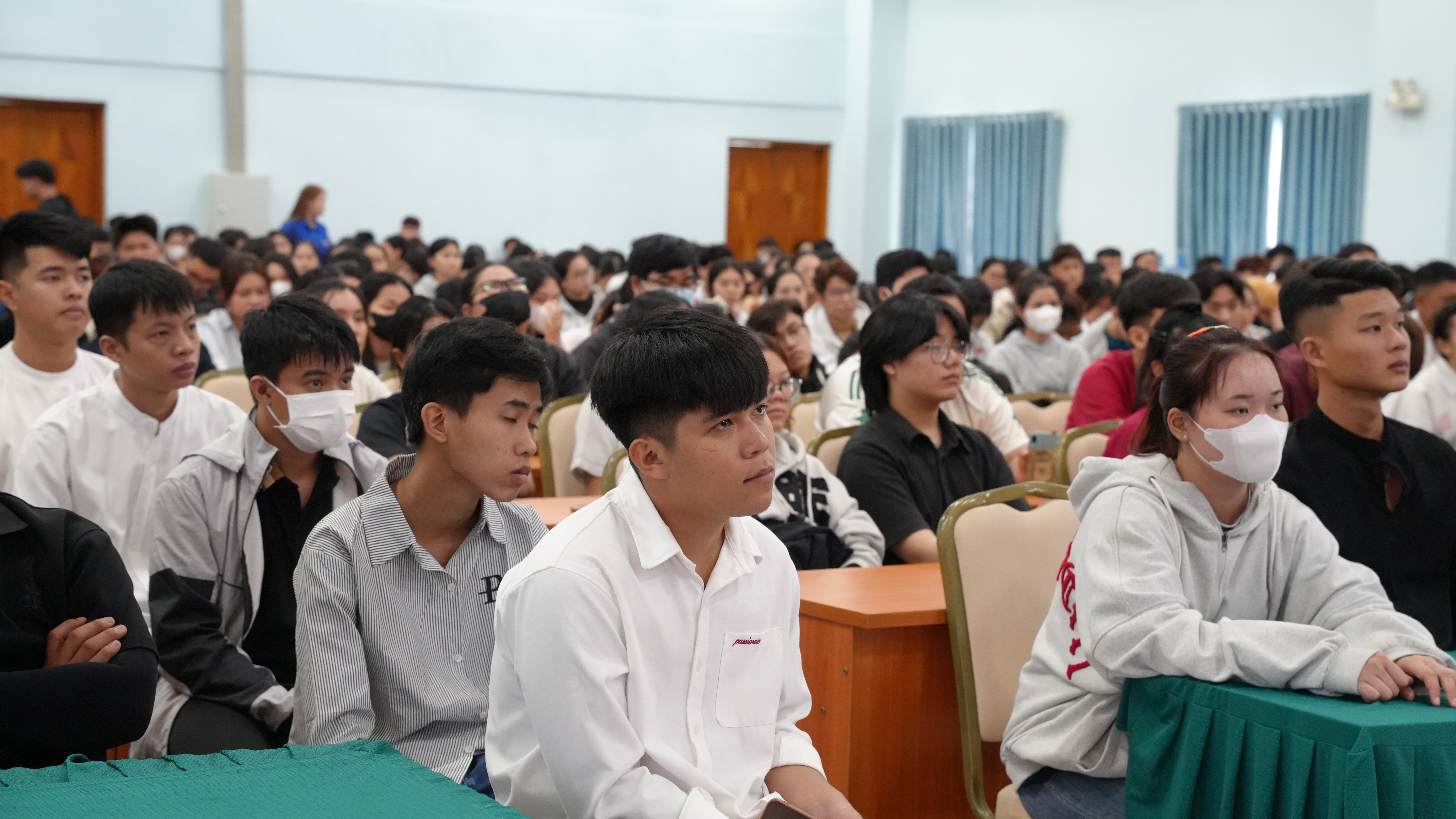TRƯỜNG CAO ĐẲNG CÔNG NGHỆ THÀNH PHỐ HỒ CHÍ MINH