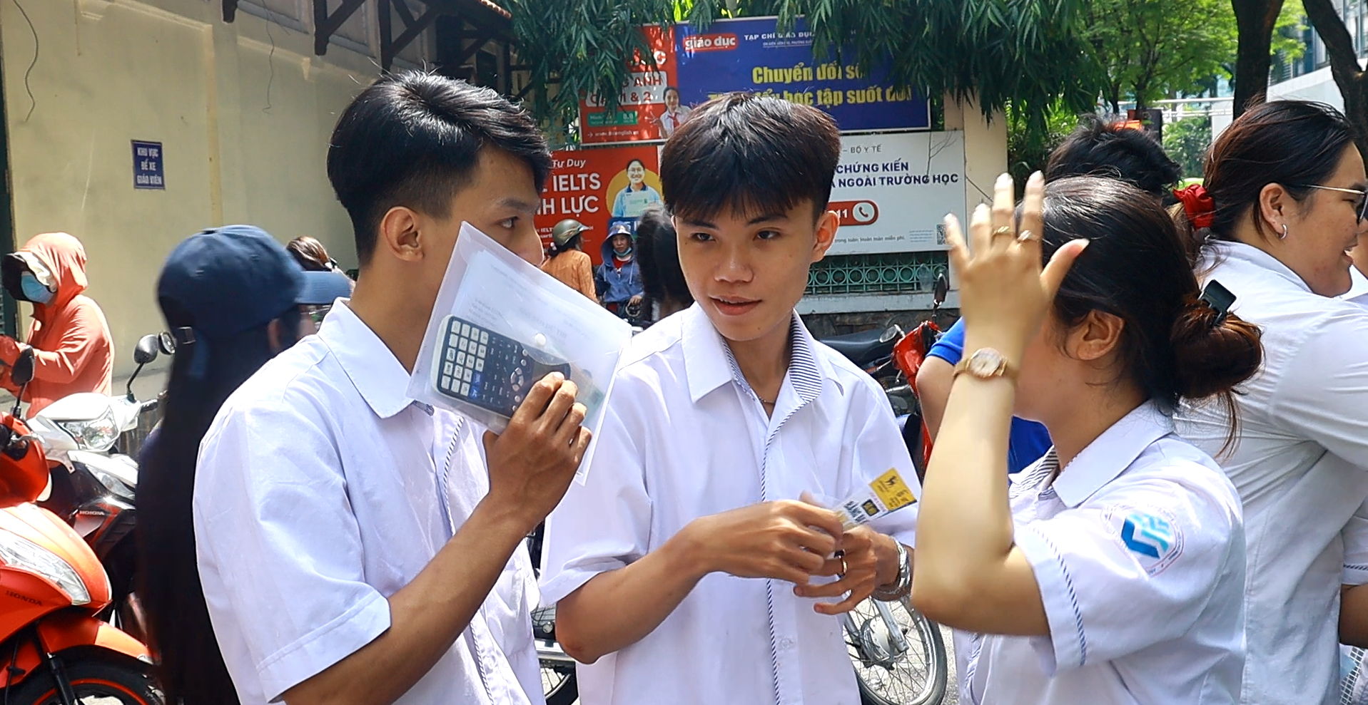 TRƯỜNG CAO ĐẲNG CÔNG NGHỆ THÀNH PHỐ HỒ CHÍ MINH