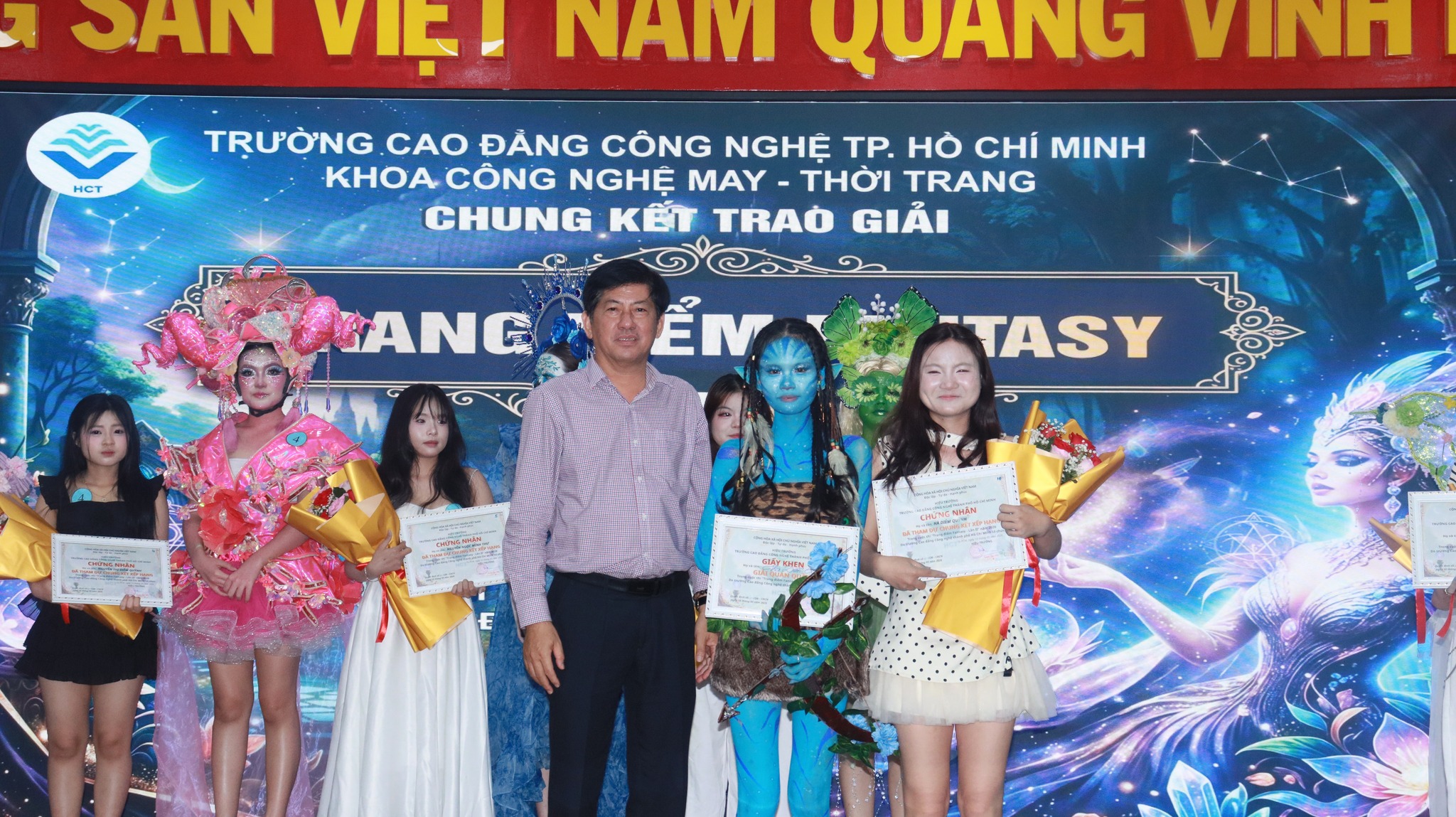 TRƯỜNG CAO ĐẲNG CÔNG NGHỆ THÀNH PHỐ HỒ CHÍ MINH